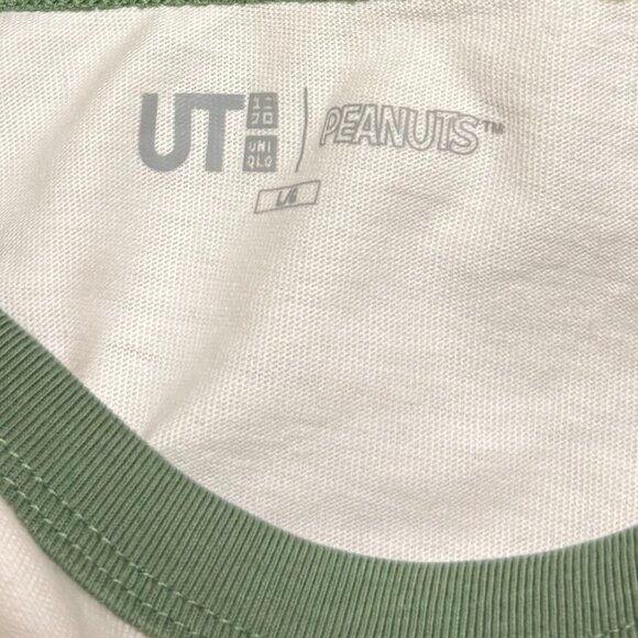 Uniqlo PEANUTS UT Short Sleeve Graphic T-Shirt - Picture 6 of 7